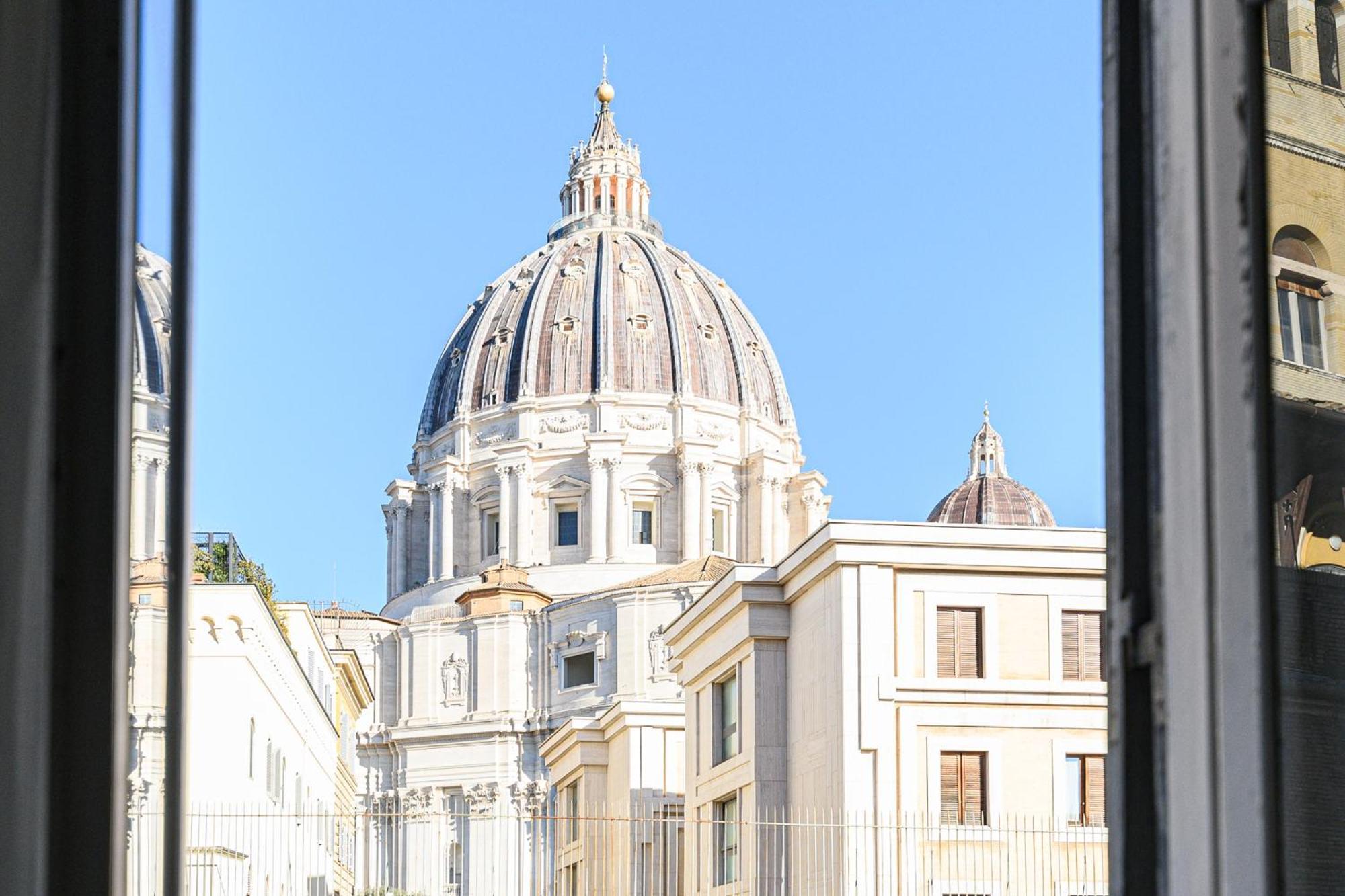 Stazione Vaticana 5 Appartamento *
